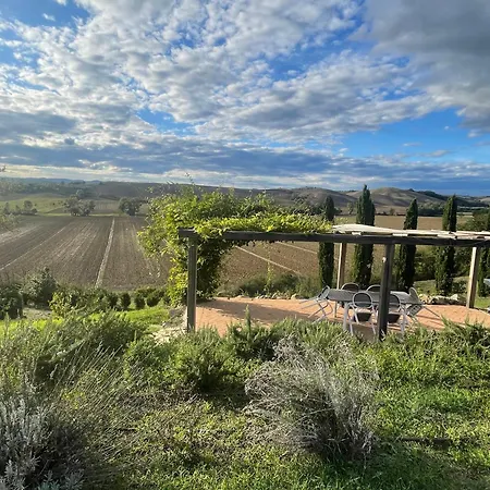 Con Piscina Immerso Nel Delle Crete Senesi