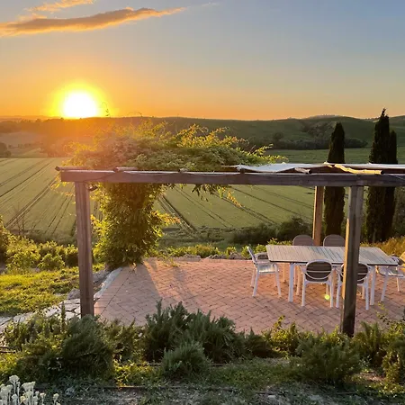 Apartman Con Piscina Immerso Nel Delle Crete Senesi *
